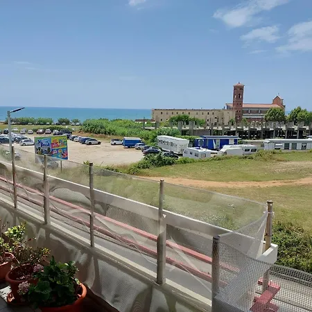 A Casa Di Vale Bed & Breakfast Nettuno